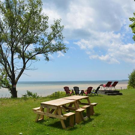 Birds Point Cottage On A Cliff Facing Lake Erie. Wheatley Ngoại thất bức ảnh